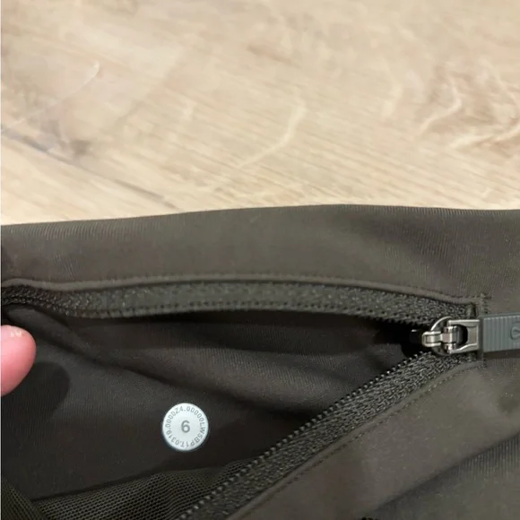 Lululemon Green Speed Up Mid Rise Leggings - Picture 2 of 5